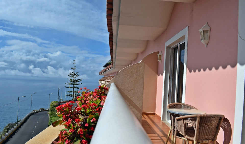 Hotel Ocean Gardens
