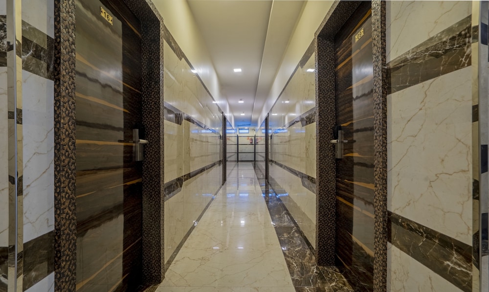Treebo Zaid International Powai