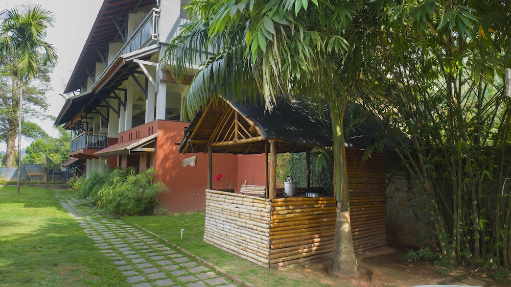 Vistara by the Lake Resort