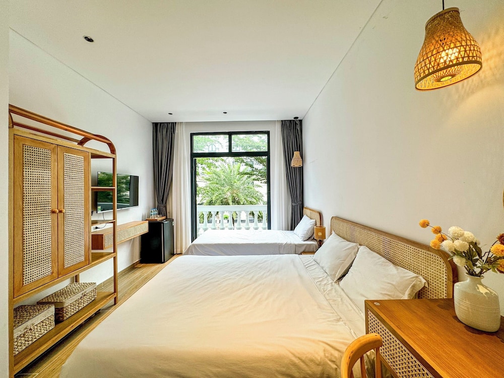 May House Grand World Phu Quoc