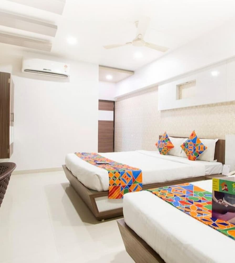 Oyo 2503 Hotel Amber