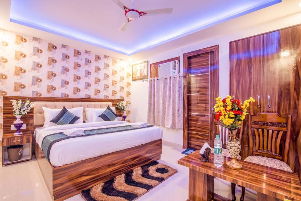 Hotel Festival Mahipalpur At Delhi Airport