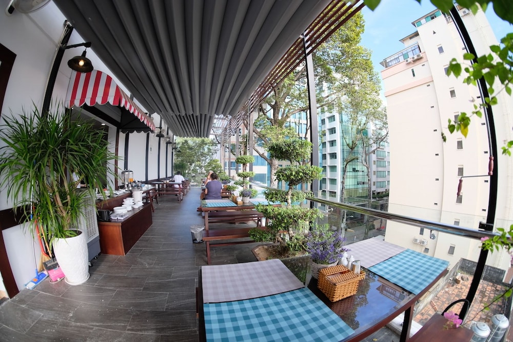 The Umi Hotel