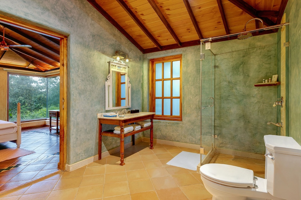 Aura Luxury Retreat