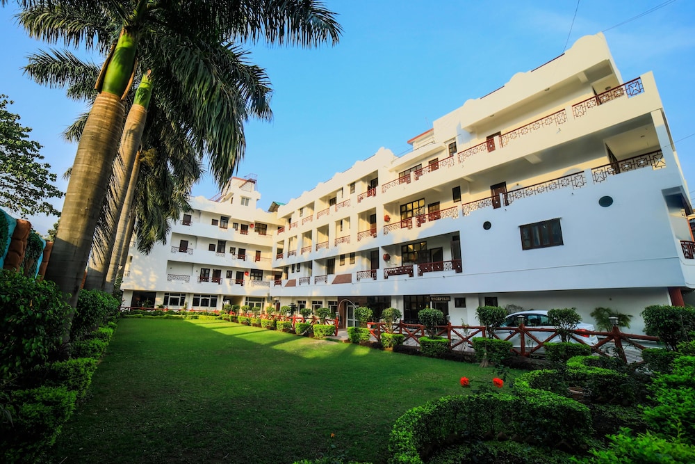 Hotel Neeraj Bhawan - Triveni Ghat