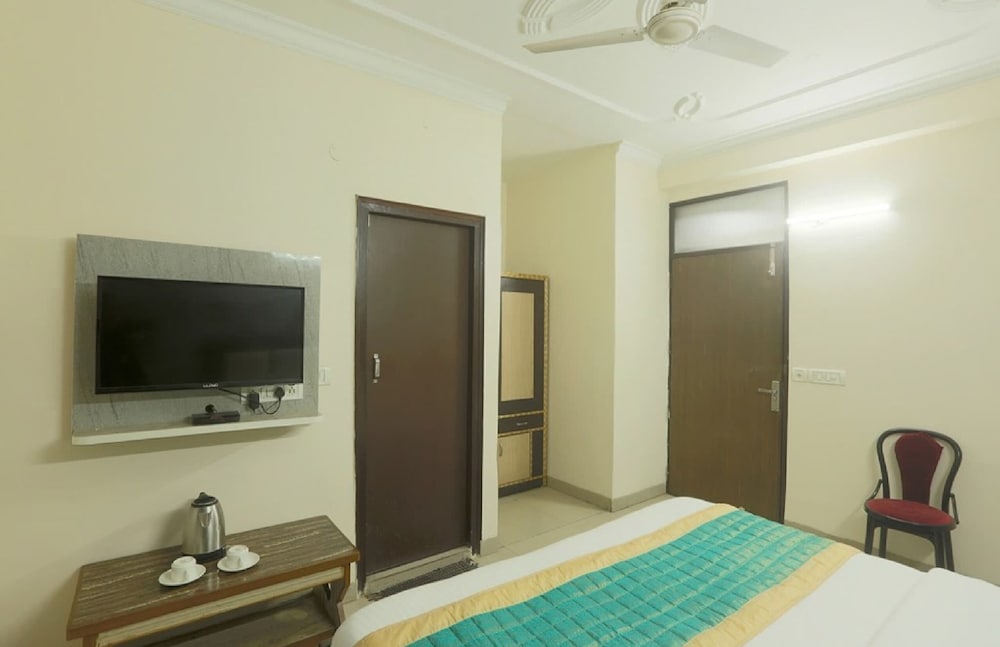 Airport Hotel Mayank Residency