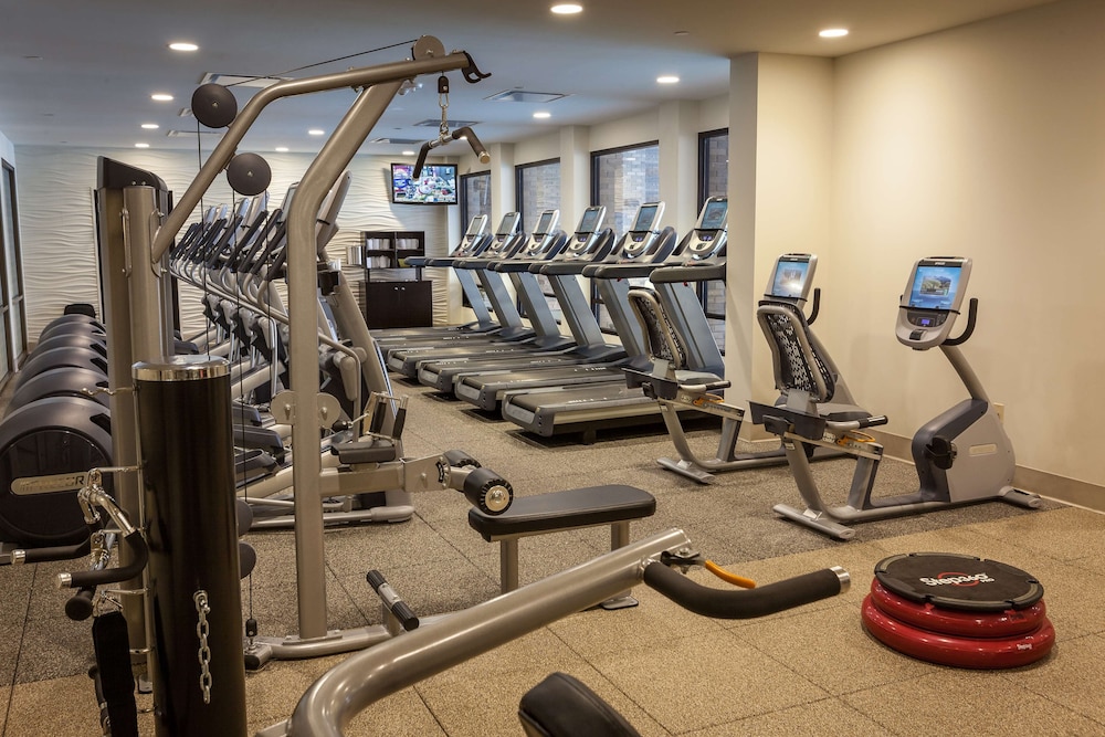 DoubleTree by Hilton Pittsburgh - Green Tree