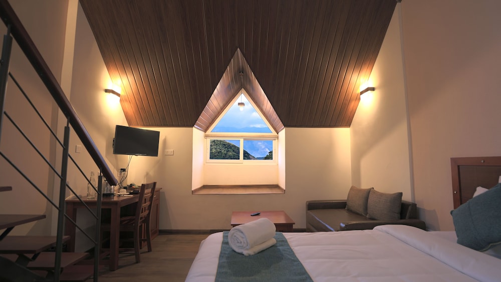 Shola Crown Resort, Munnar