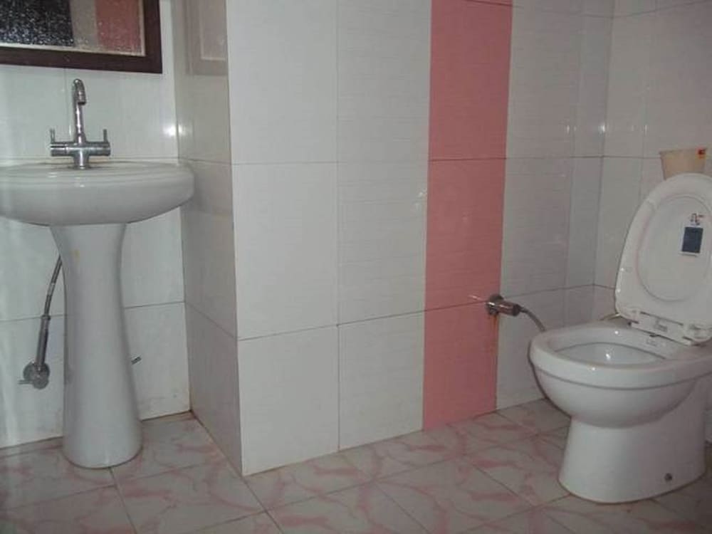 Hotel Mussoorie Residency