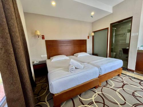 Fan Holiday Hotel