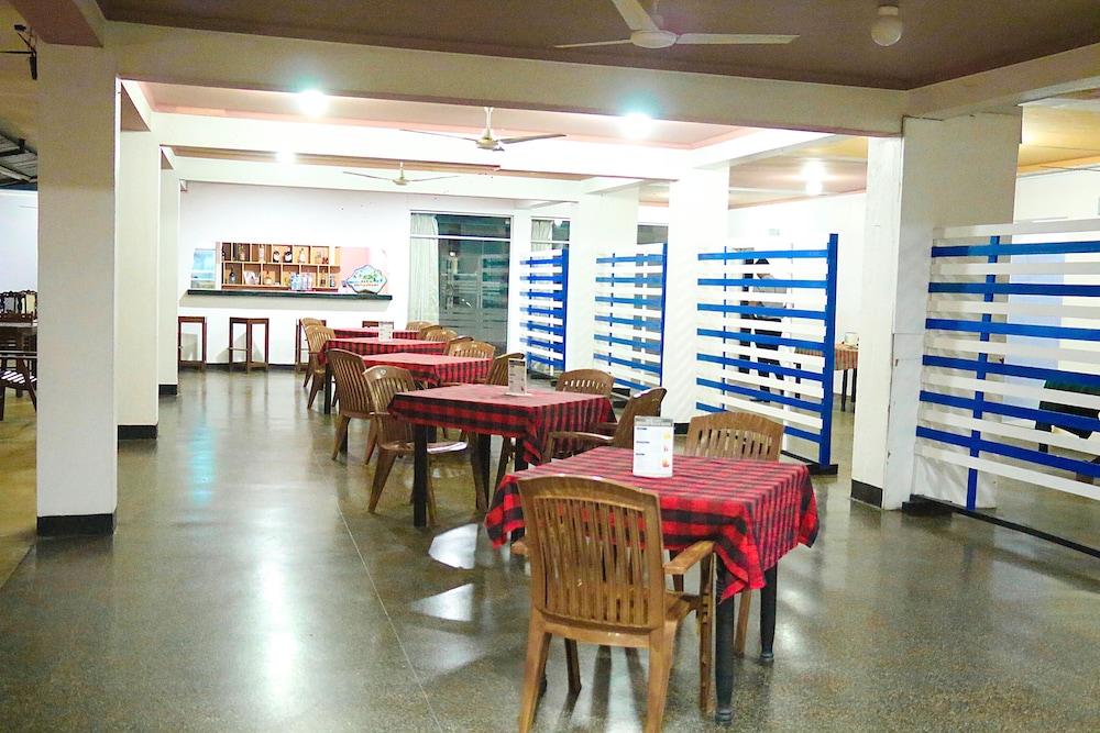 Topaz Beach Hotel
