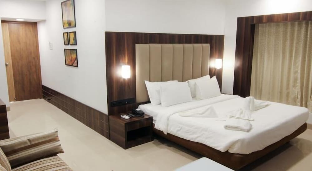 Golden Chariot The Boutique Hotel