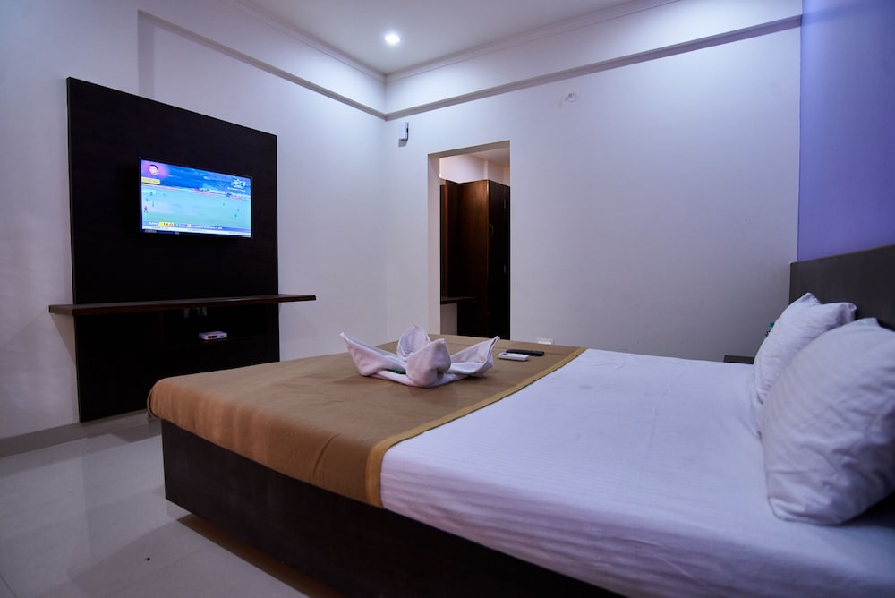 Hotel Pride Inn Shirdi