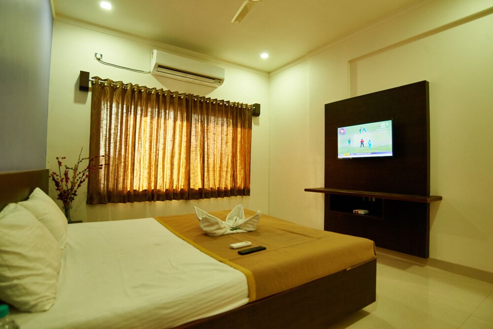 Hotel Pride Inn Shirdi