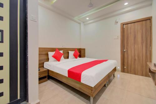 Hotel Radhika Deluxe