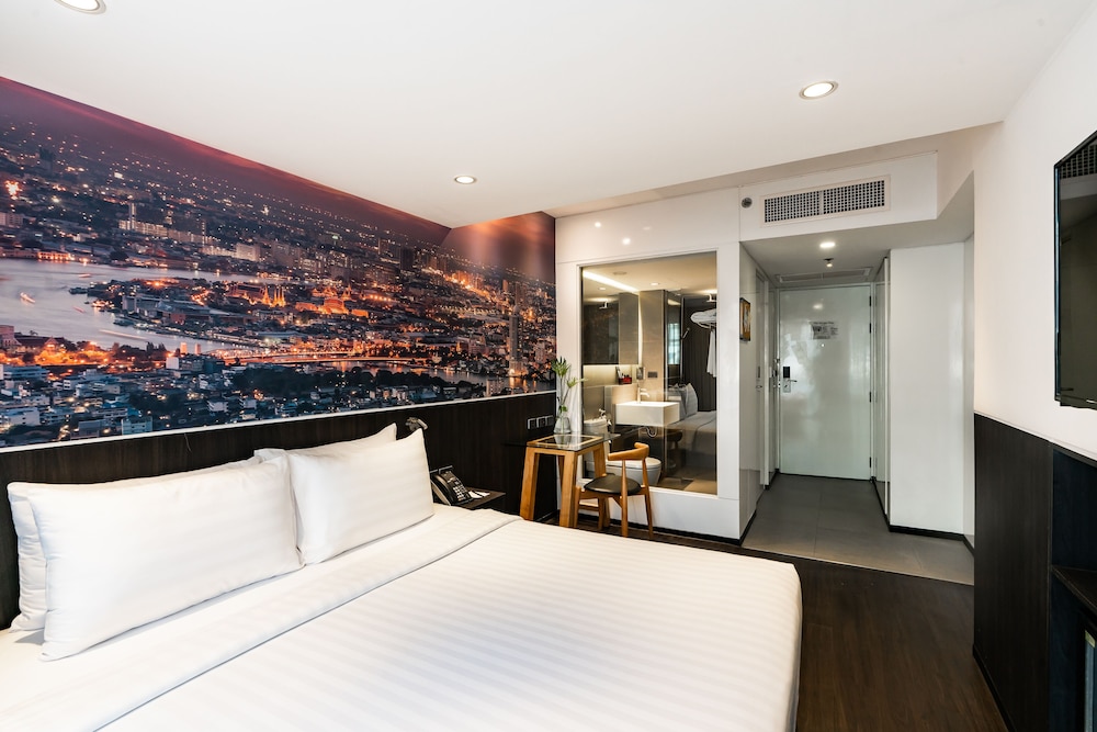 Galleria 12 Sukhumvit Bangkok by Compass Hospitality