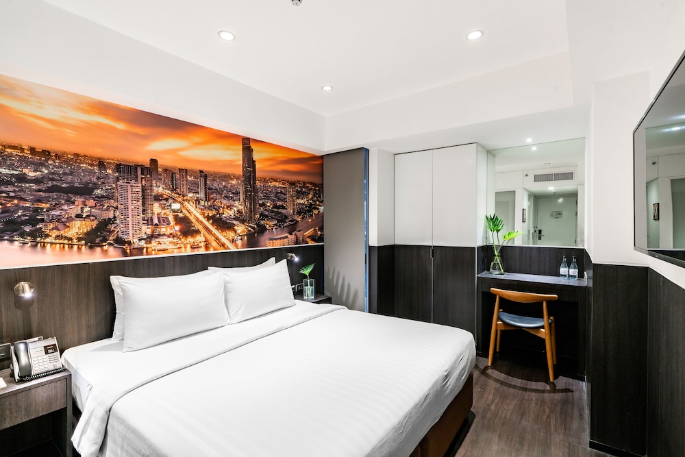 Galleria 12 Sukhumvit Bangkok by Compass Hospitality