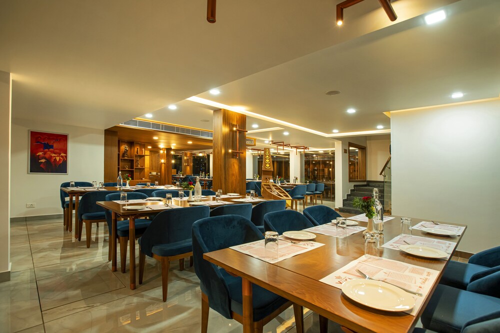 Hotel Harivaram Yuga