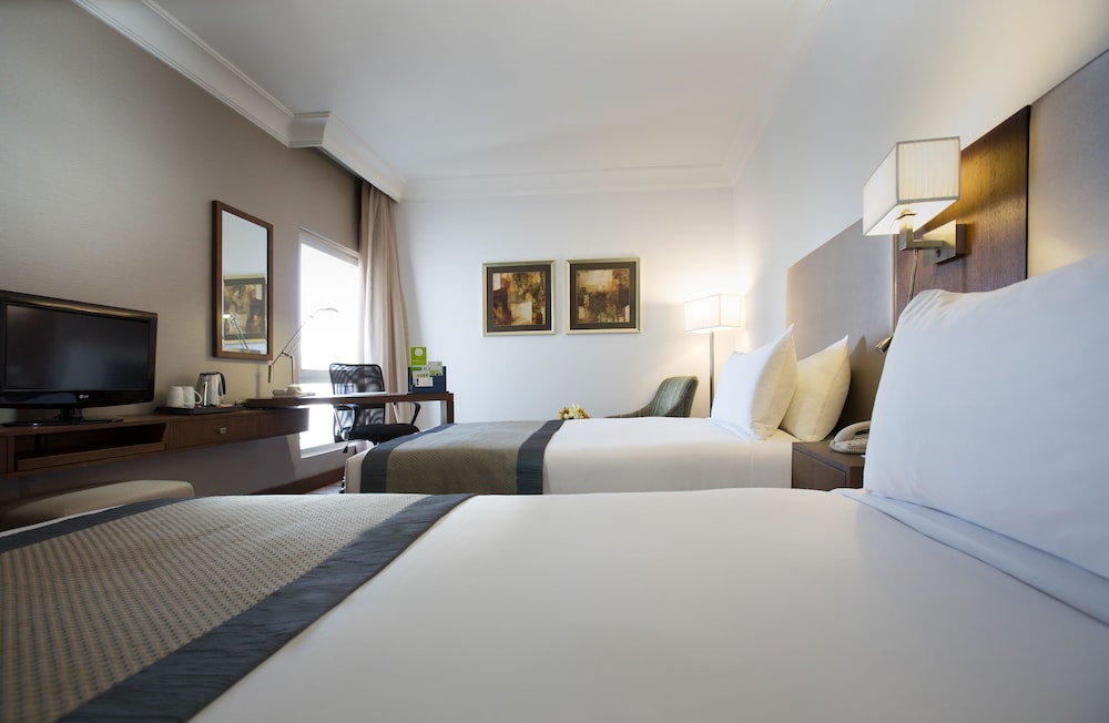 Copthorne Downtown Abu Dhabi (Ex. Holiday Inn Abu Dhabi Downtown)