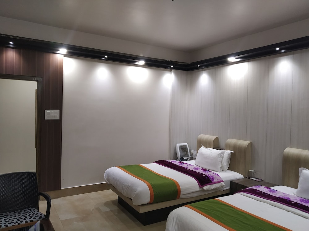 Ziro Palace Inn