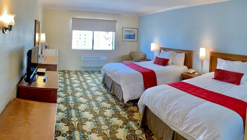 Ramada by Wyndham Los Angeles/Koreatown West