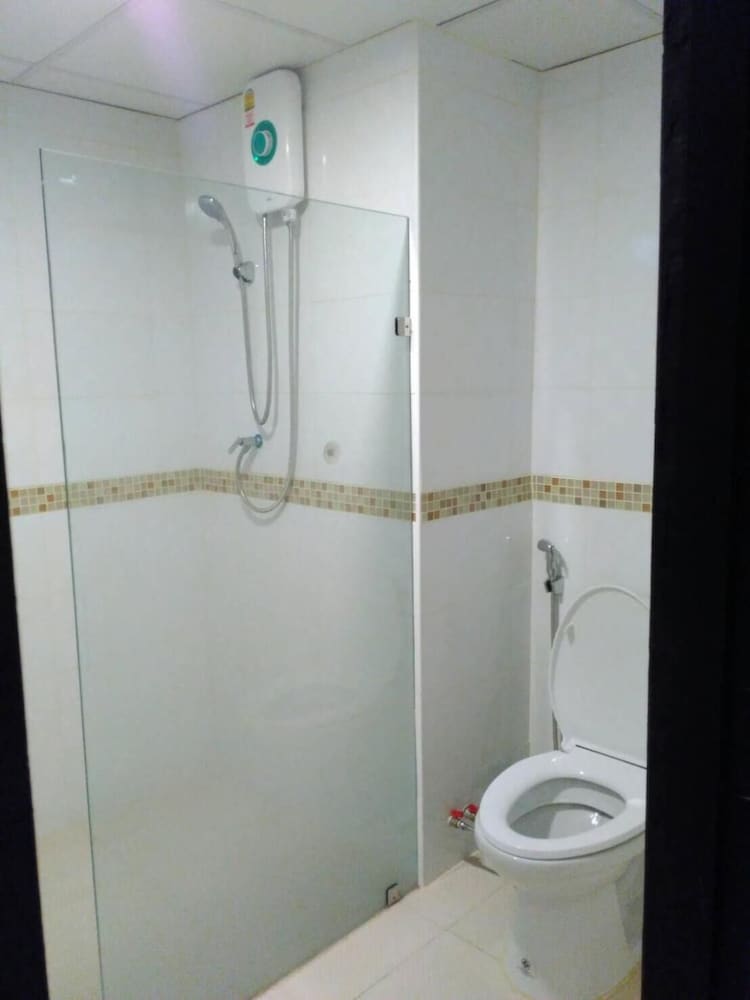 Tongpoon Hotel