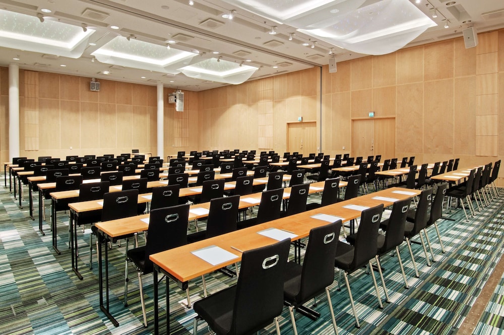 Hilton Helsinki Airport