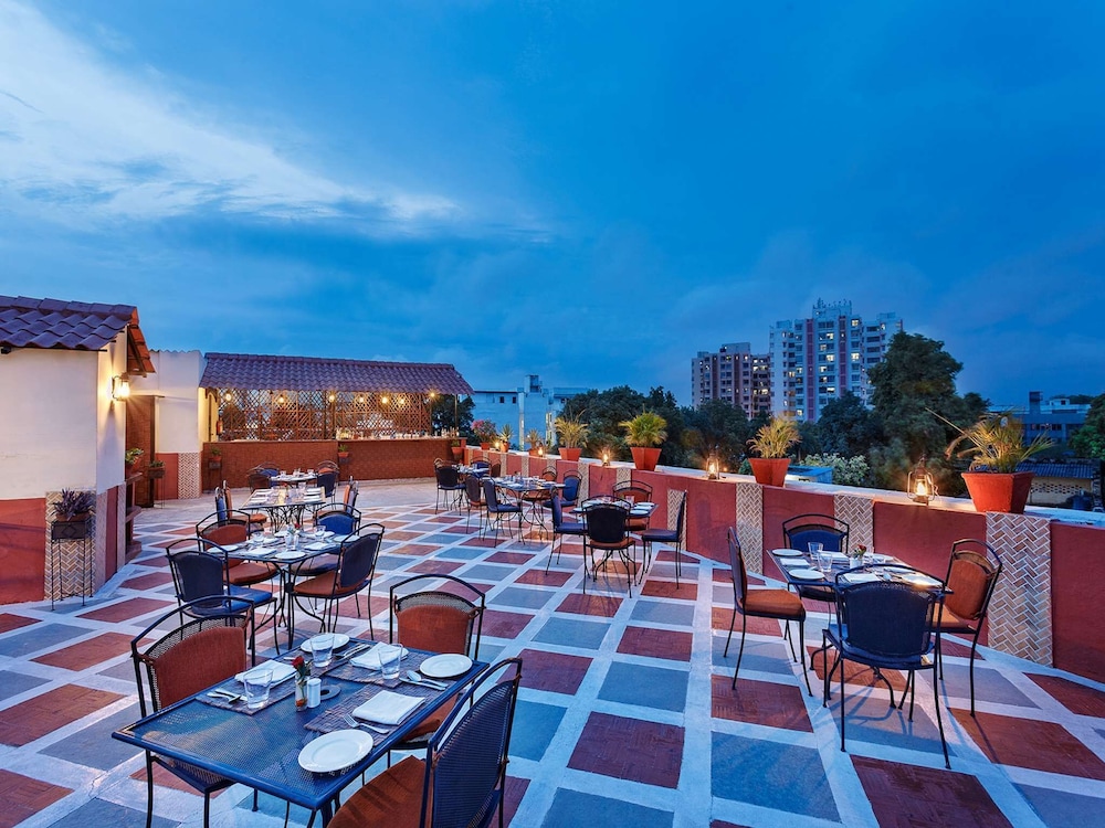La Place Sarovar Portico Lucknow