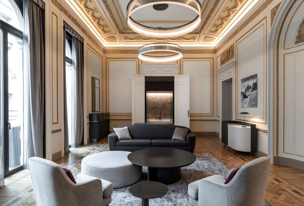 Palazzo Touring Club Milan, A Radisson Collection Hotel