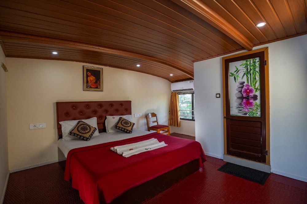 Casino Luxury Houseboats