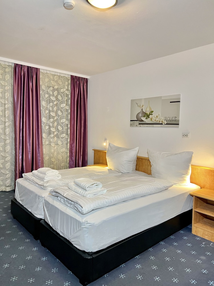 Garni Hotel Vier Jahreszeiten