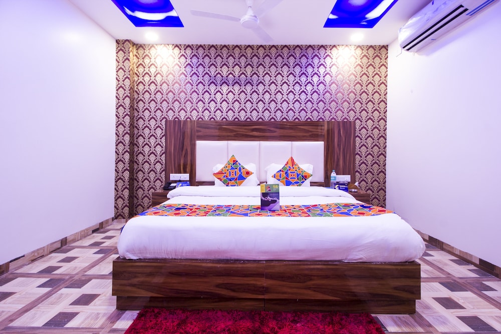 FabHotel Olivia Suite