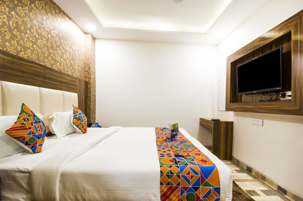 FabHotel Olivia Suite