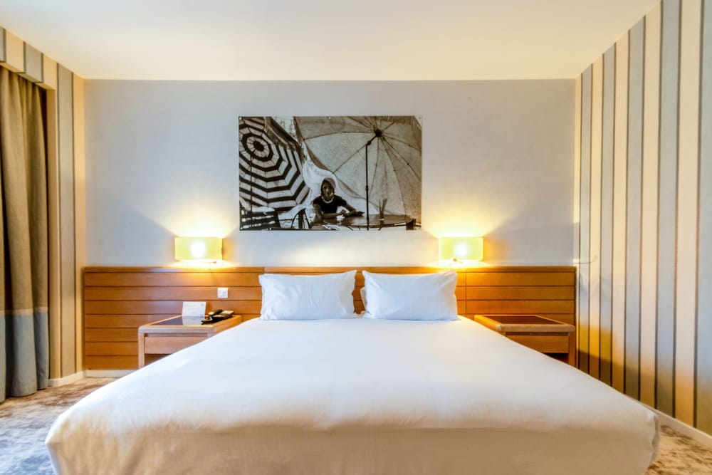 Holiday Inn Resort Nice Port St Laurent By IHG
