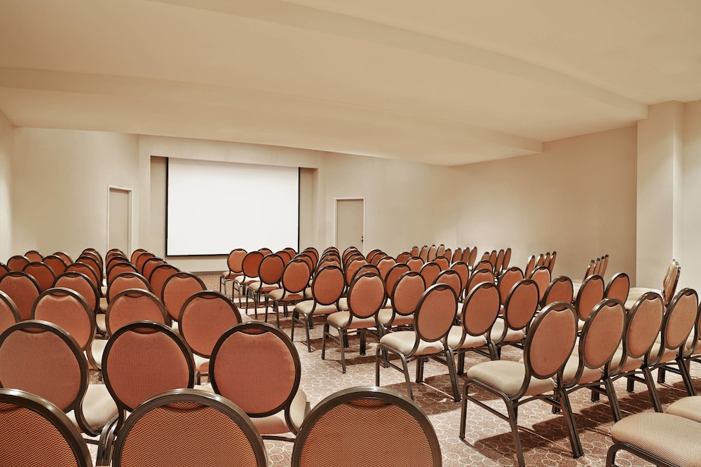 Sheraton Detroit Novi Hotel