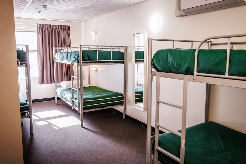 YHA Adelaide Central