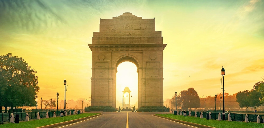 Goldfinch Hotel Delhi NCR