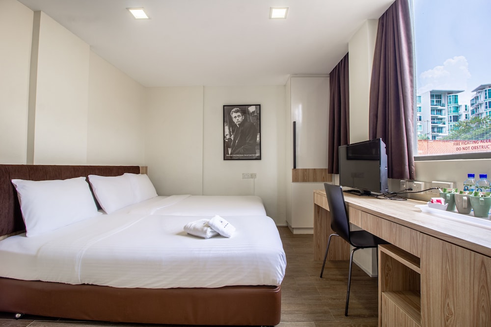 City Inn Mackenzie