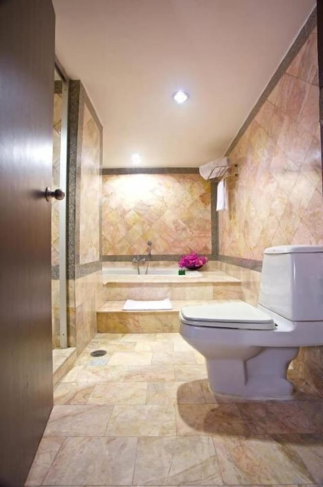 King Park Avenue Hotel