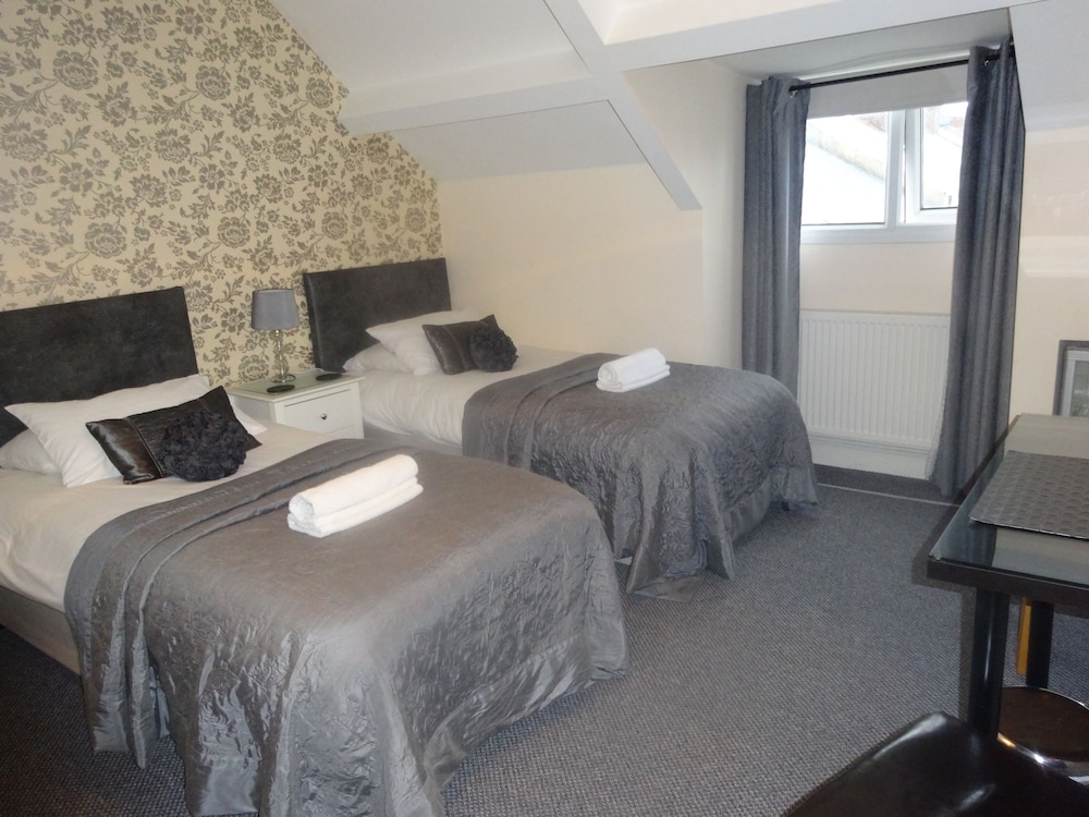Elmswood Guest House