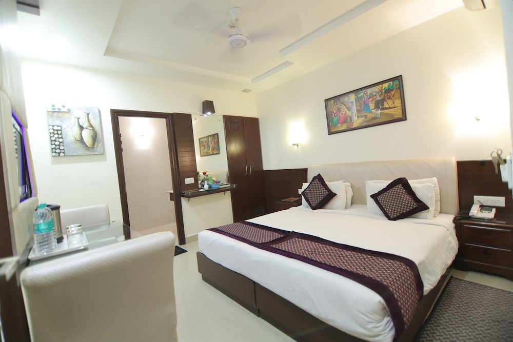 Hotel Taj Inn