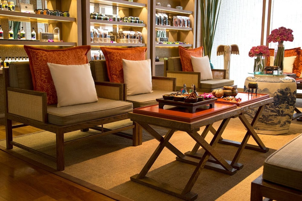 Hansar Bangkok Hotel