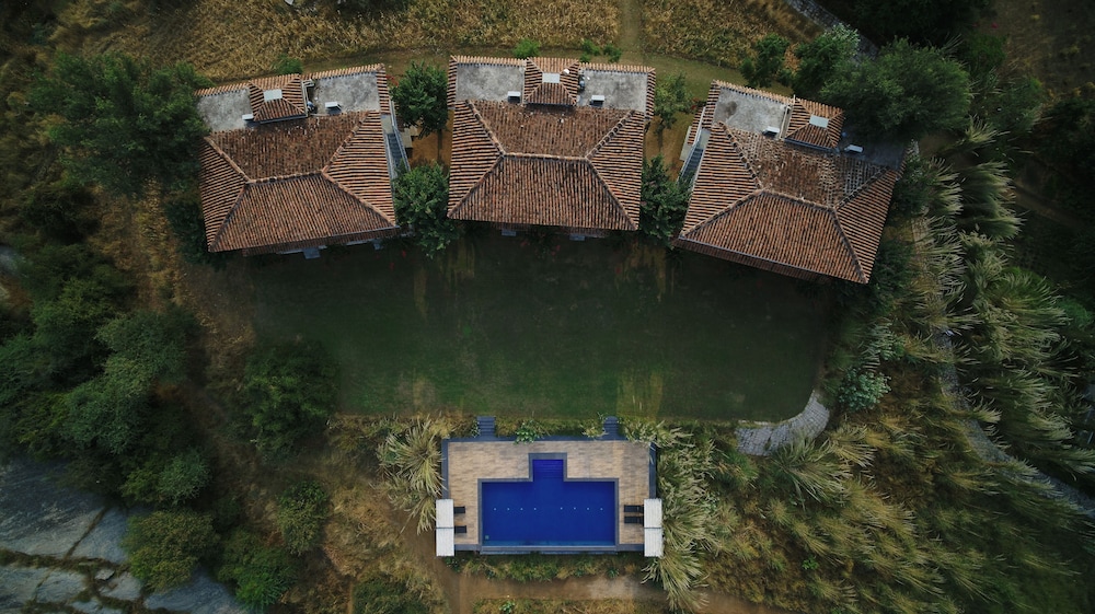 The Jawai Sagar resort