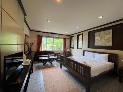 Lotus Paradise Resort