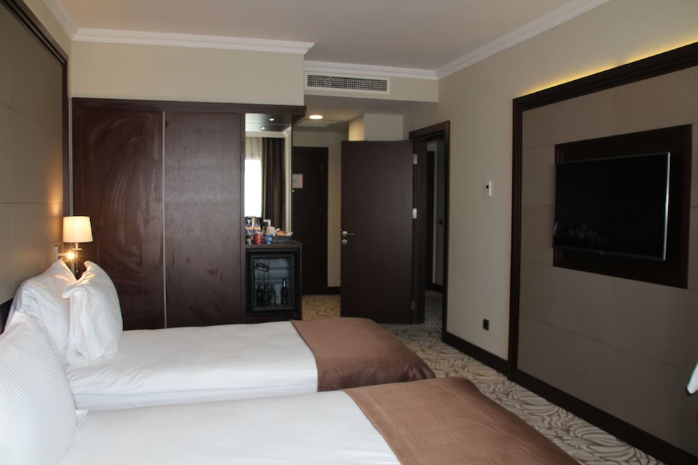 Ramada by Wyndham Istanbul Merter