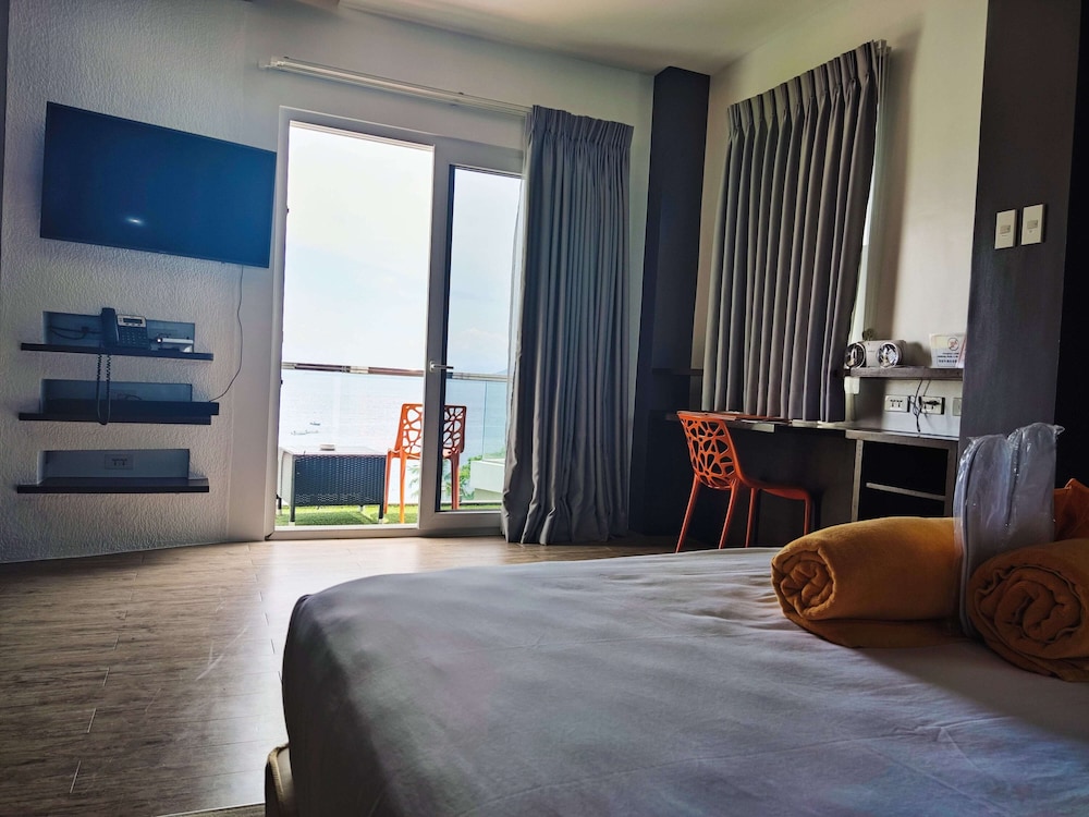 Lalaguna Villas Luxury Dive Resort & Spa