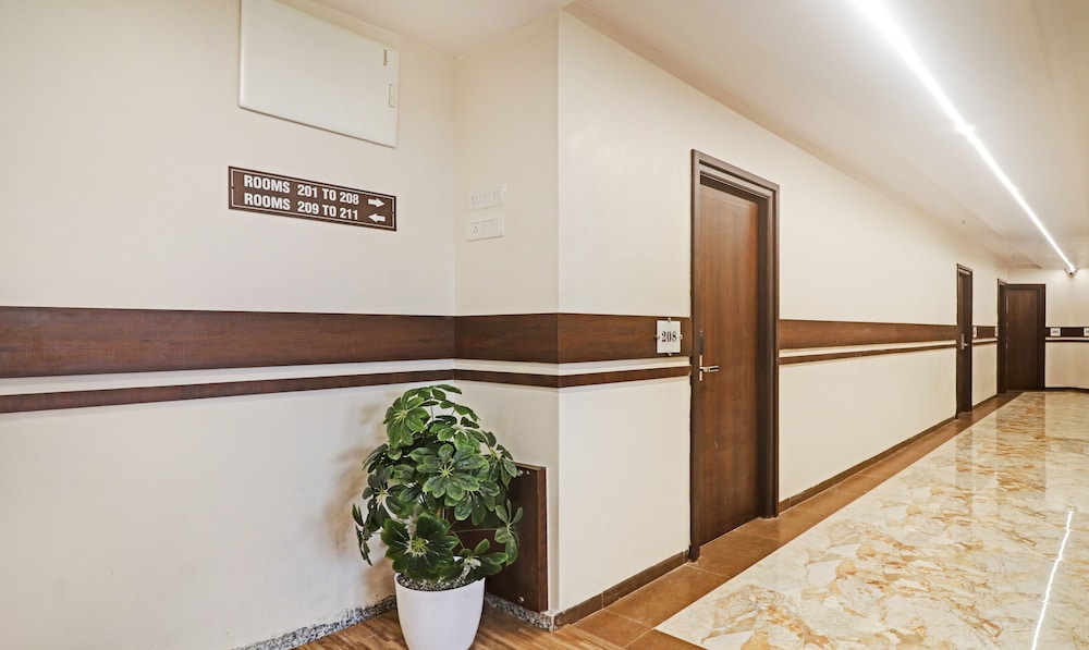 Treebo Arastu Grand