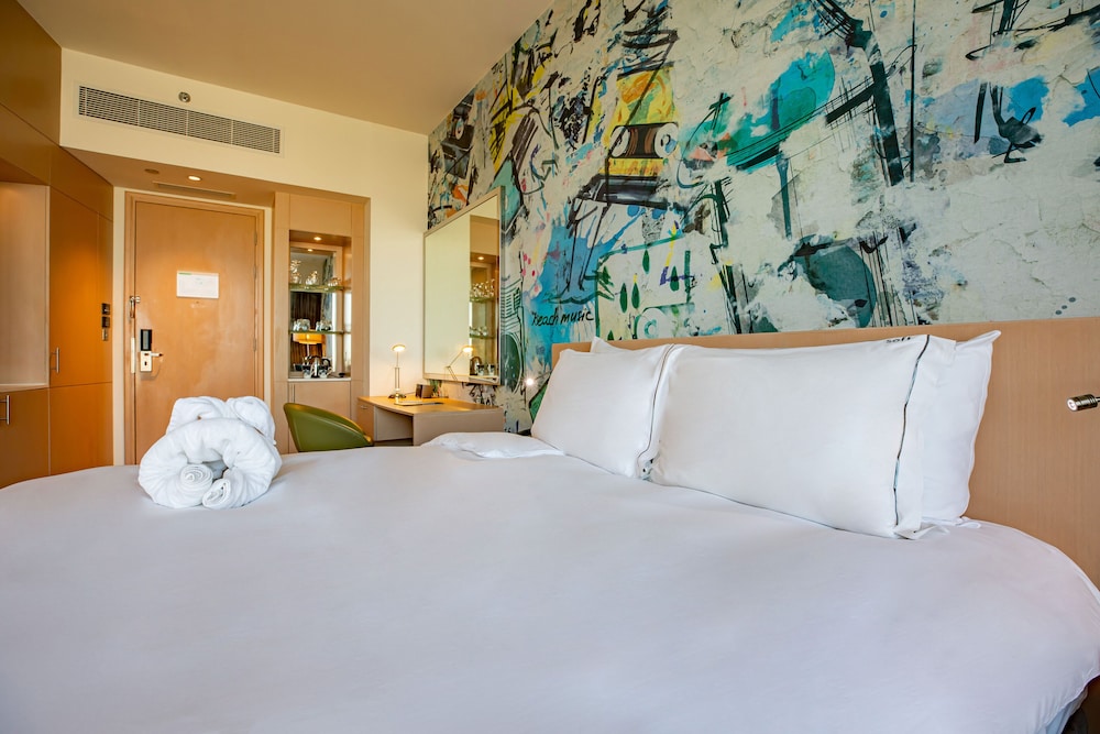 Media One Hotel Dubai