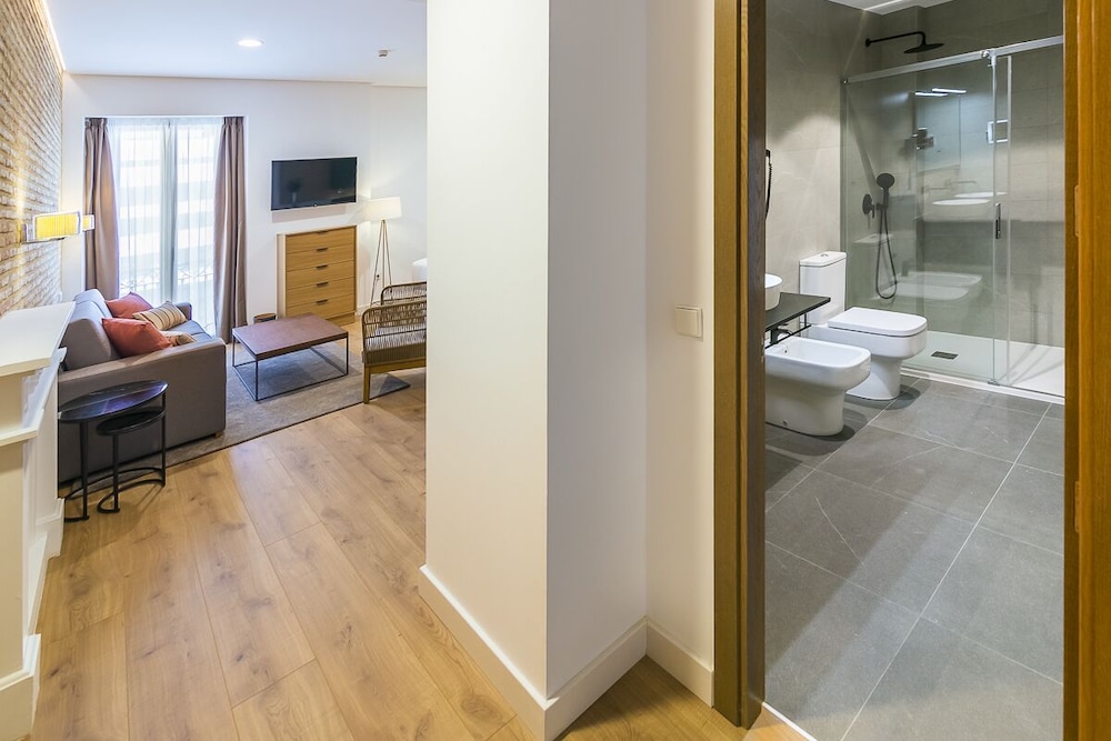 Aquitania Home Suites