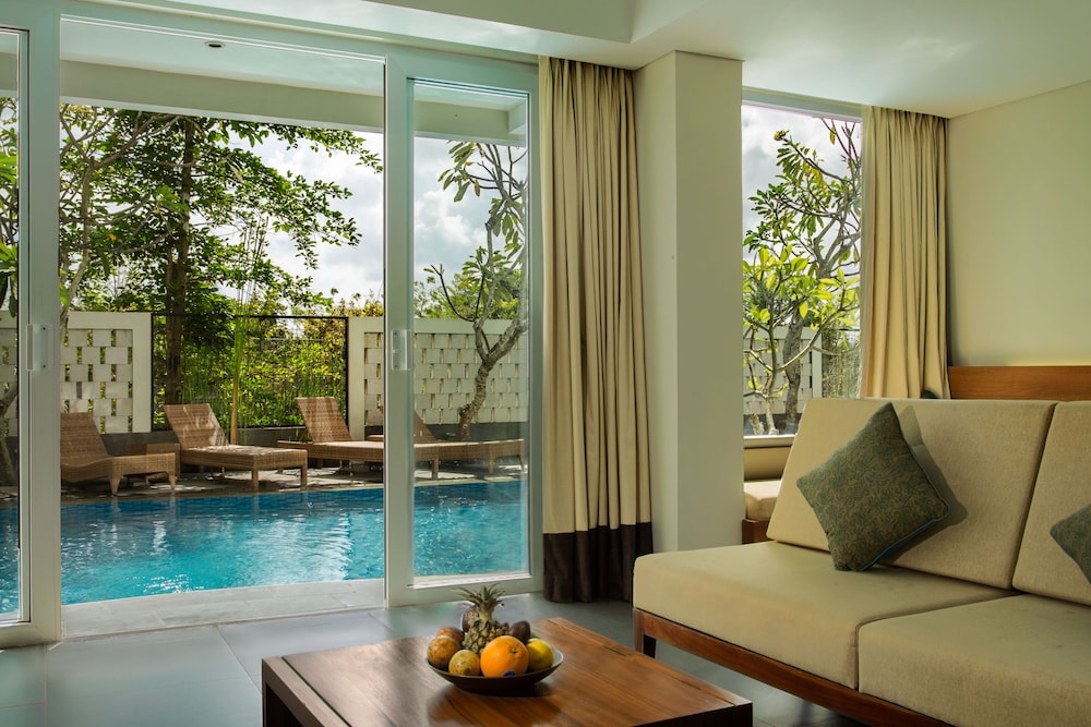 Paragon Hotel Seminyak
